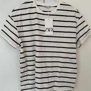 Zara Black and White Short Sleeve Tee